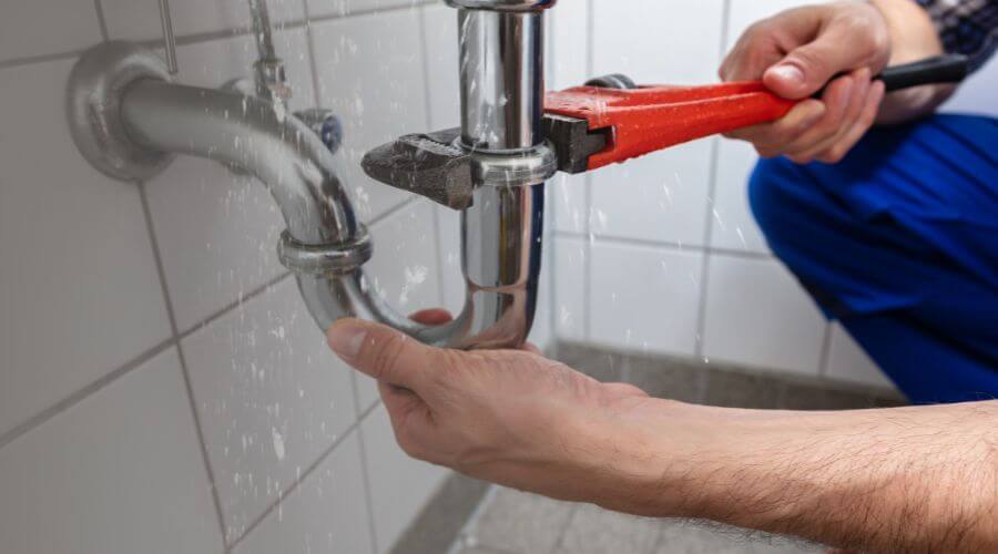 Expert burst pipe repair services in Seaside, CA